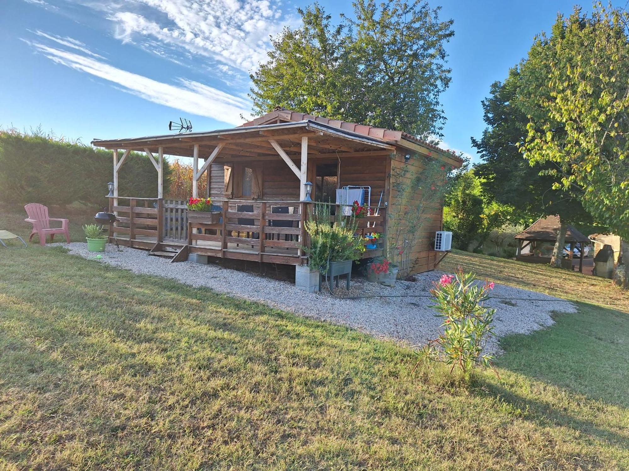 Le Chalet Douillet Saint-Genies Exterior photo